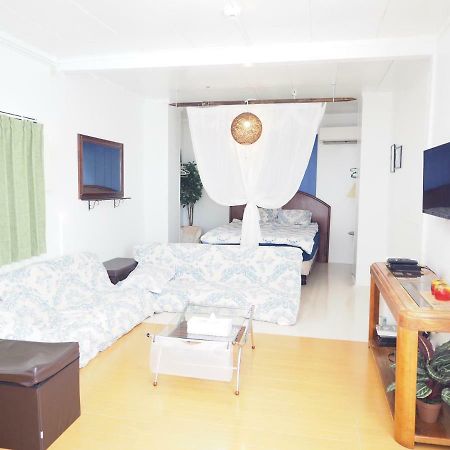 Holiday Homes Tsuboya 2Nd Naha Esterno foto